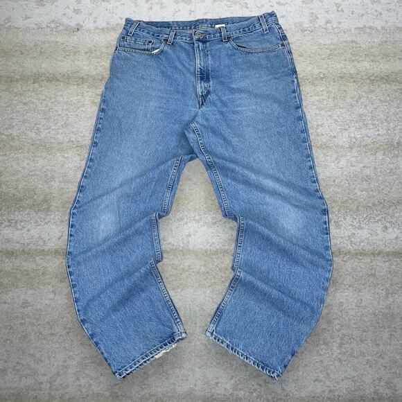 Vintage 90s Levis Jeans 38x32 Relaxed Fit Light Wash Paper Tag Red Tab Cotton - Picture 2 of 3